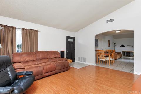 2086 Darlington Ct, El Cajon, CA 92019 photo 5