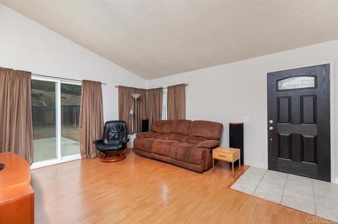 2086 Darlington Ct, El Cajon, CA 92019 photo 3