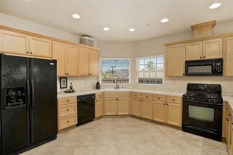 9136 Pinzolo Pt, Lakeside, CA 92040 photo 8