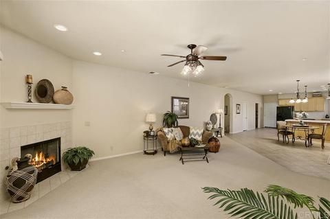 9136 Pinzolo Pt, Lakeside, CA 92040 photo 3