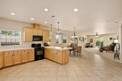 9136 Pinzolo Pt, Lakeside, CA 92040 photo 7
