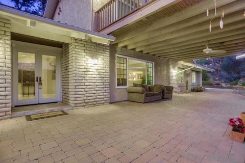 2416 Gird Rd, Fallbrook, CA 92028 photo 3