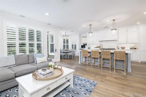 7062 Rose Dr, Carlsbad, CA 92011 photo 2
