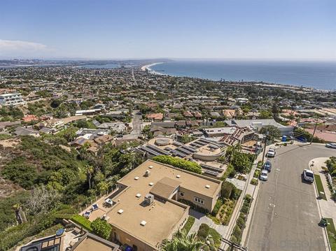 1031 La Jolla Rancho Rd, La Jolla, CA 92037 photo 23