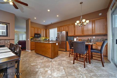 12476 Whispering Tree Ln, Poway, CA 92064 photo 5