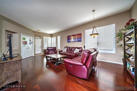 12476 Whispering Tree Ln, Poway, CA 92064 photo 3