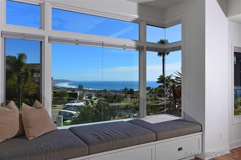 5572 Candlelight Dr, La Jolla, CA 92037 photo 1