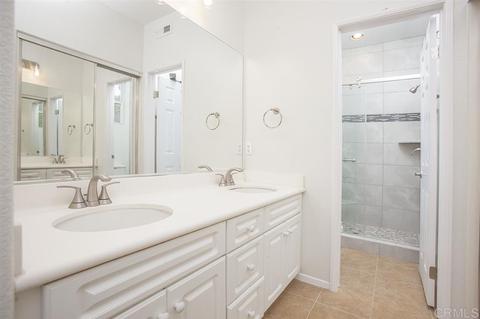 677 Sweet Pea Pl, Encinitas, CA 92024 photo 13