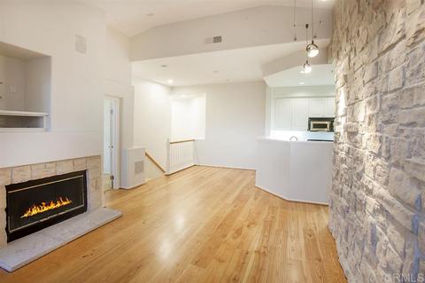 677 Sweet Pea Pl, Encinitas, CA 92024 photo 7