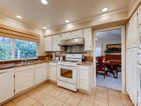 3522 Celinda Dr, Carlsbad, CA 92008 photo 9