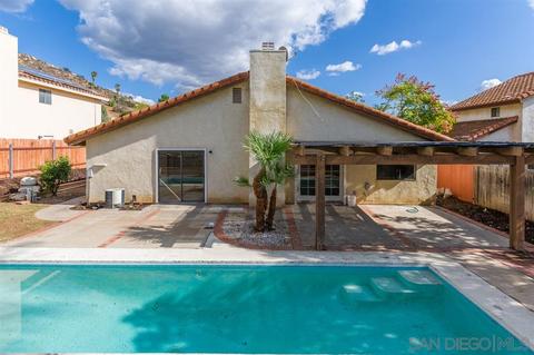 737 Red Alder Pl, Escondido, CA 92027 photo 3