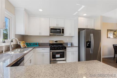 9583 E Heaney Cir, Santee, CA 92071 photo 4