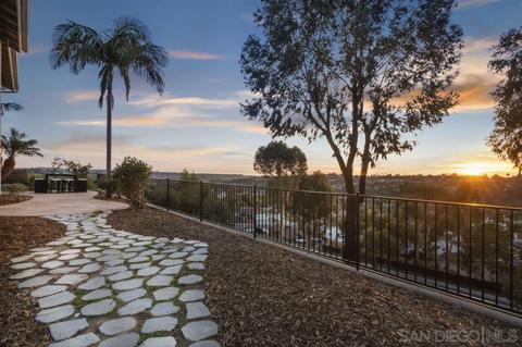 2729 Berkeley, Carlsbad, CA 92010 photo 5