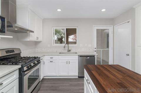 4305 Black Duck Way, Oceanside, CA 92057 photo 1