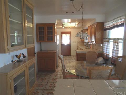 2543 Gum Tree, Fallbrook, CA 92028 photo 8