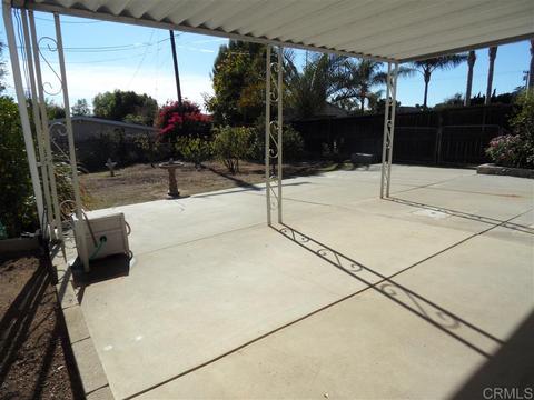 2543 Gum Tree, Fallbrook, CA 92028 photo 18