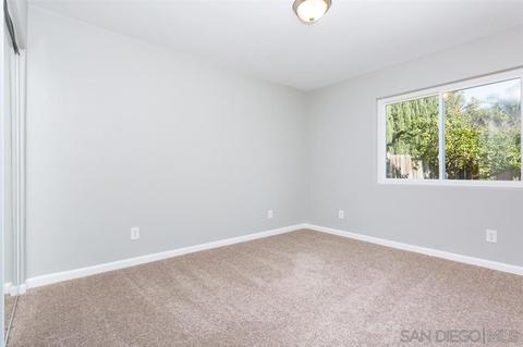 4335 Avenida Soledad, Oceanside, CA 92057 photo 11