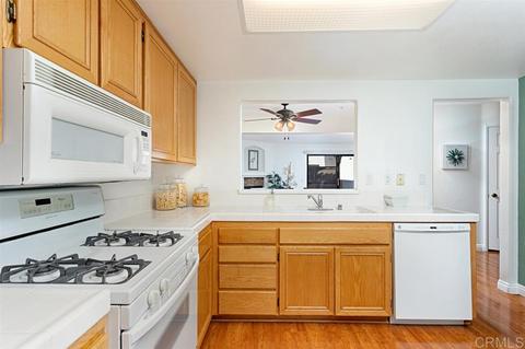 185 Basilica Way #127, Oceanside, CA 92057 photo 4