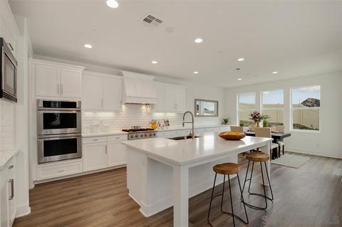 227 Ventasso Way, Fallbrook, CA 92028 photo 7