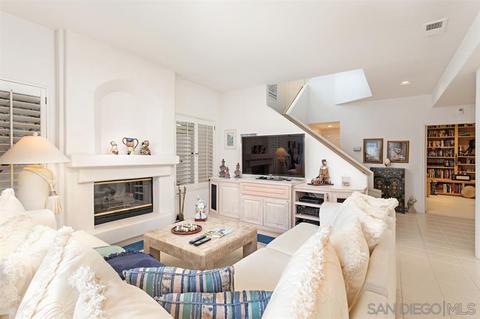 4990 Lamia Way, Oceanside, CA 92056 photo 9