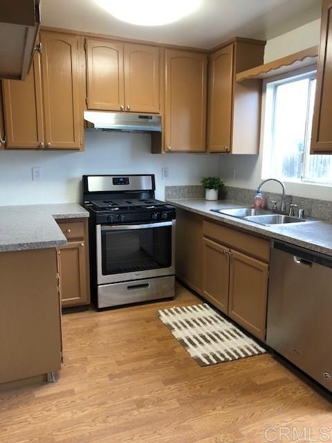 21464 Vera St, Carson, CA 90745 photo 4