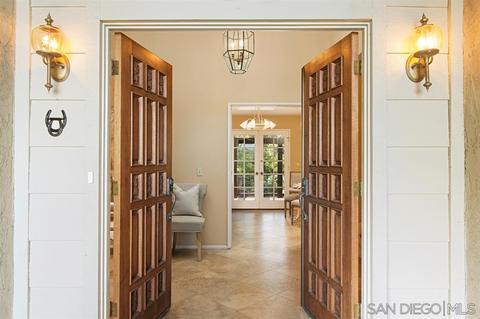 3413 Lomas Serenas Dr, Escondido, CA 92029 photo 2