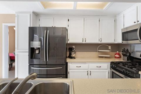 325 Springtree Pl, Escondido, CA 92026 photo 7