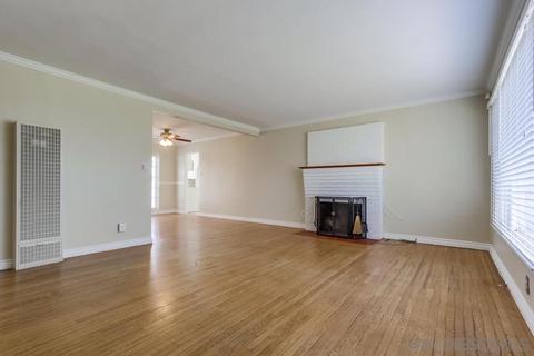 1385 Taft St, Lemon Grove, CA 91945 photo 2