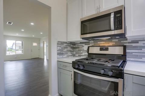 4538 Golden Ridge Dr, Oceanside, CA 92056 photo 4