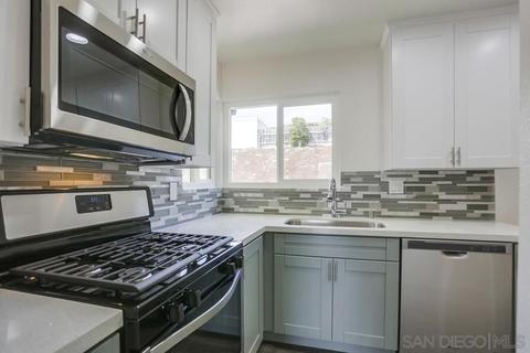 4538 Golden Ridge Dr, Oceanside, CA 92056 photo 2