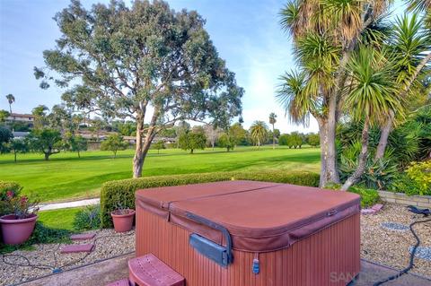 2335 Nicklaus Dr, Oceanside, CA 92056 photo 5