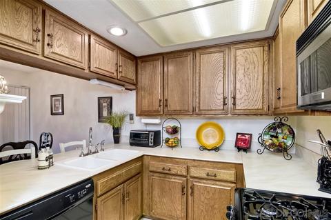 2335 Nicklaus Dr, Oceanside, CA 92056 photo 13