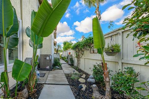 2531 Whispering Palms Loop, Chula Vista, CA 91915 photo 4