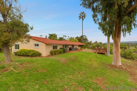 2820 Ross Ln, Escondido, CA 92025 photo 2