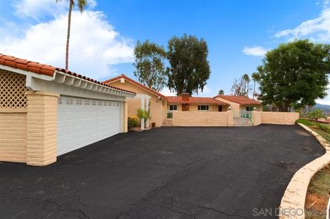 2820 Ross Ln, Escondido, CA 92025 photo 4