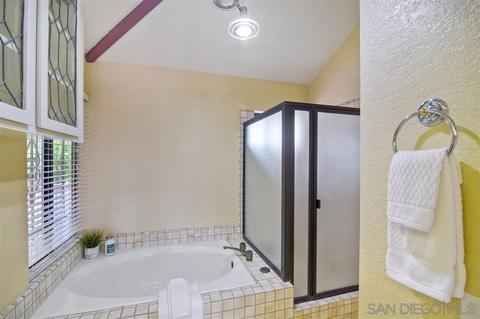 312 Montecito Gln, Escondido, CA 92025 photo 19