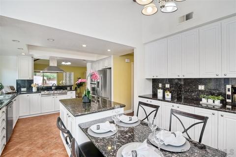 312 Montecito Gln, Escondido, CA 92025 photo 11