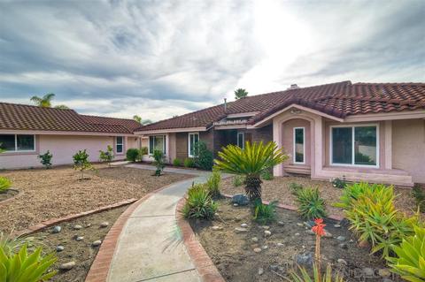 312 Montecito Gln, Escondido, CA 92025 photo 3