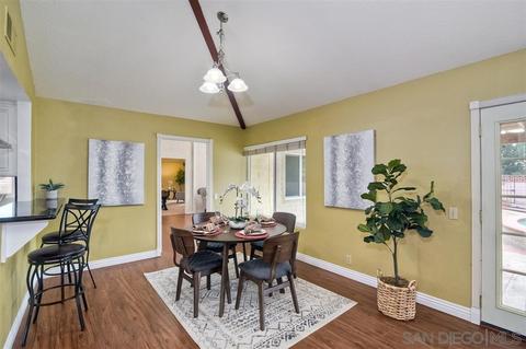 312 Montecito Gln, Escondido, CA 92025 photo 6