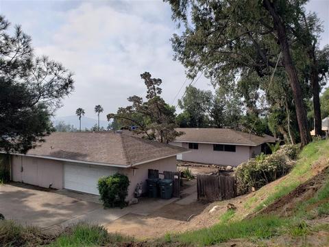 10049 Grandview Dr, La Mesa, CA 91941 photo 1