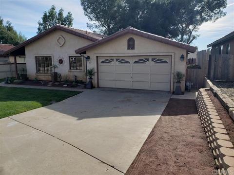 987 Avenida Campana, Fallbrook, CA 92028 photo 2