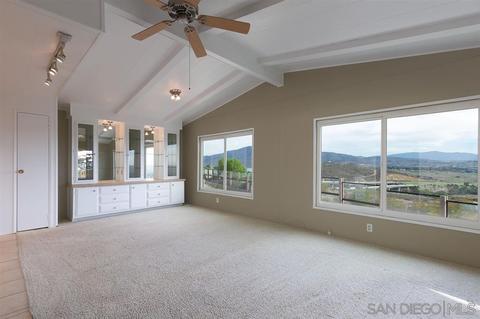 275 S Worthington St #35, Spring Valley, CA 91977 photo 9
