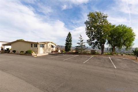 275 S Worthington St #35, Spring Valley, CA 91977 photo 2