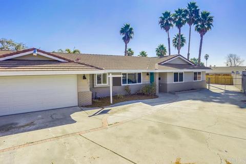 303 Cedar Rd, Vista, CA 92083 photo 2