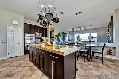 12118 Travertine Ct, Poway, CA 92064 photo 6
