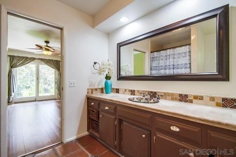 266 Via De Amo, Fallbrook, CA 92028 photo 13