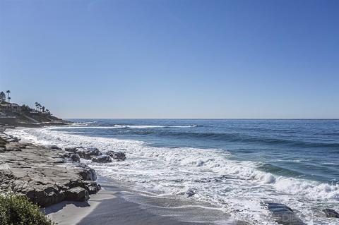 6323 Avenida Cresta, La Jolla, CA 92037 photo 3