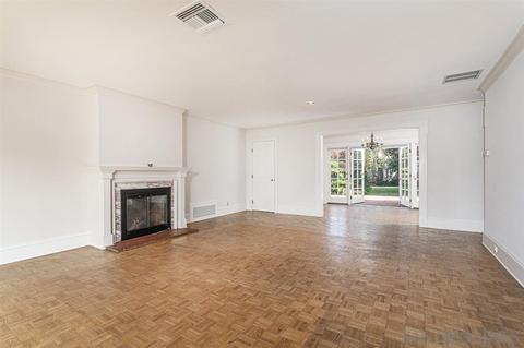 6323 Avenida Cresta, La Jolla, CA 92037 photo 5