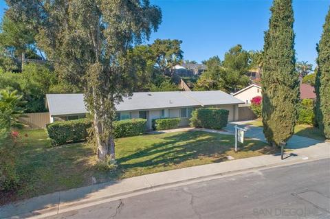 534 Mistletoe St, Vista, CA 92083 photo 2