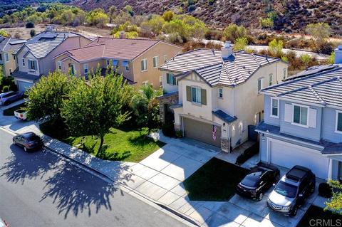 3946 Lake Circle Dr, Fallbrook, CA 92028 photo 2